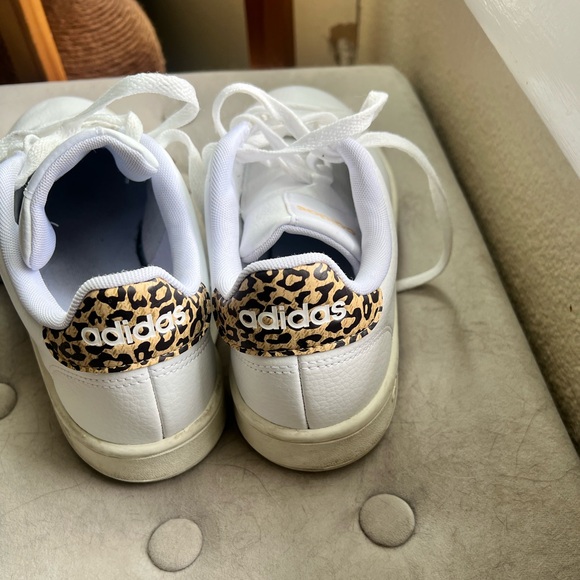 Adidas leopard print shoes - Picture 2 of 3